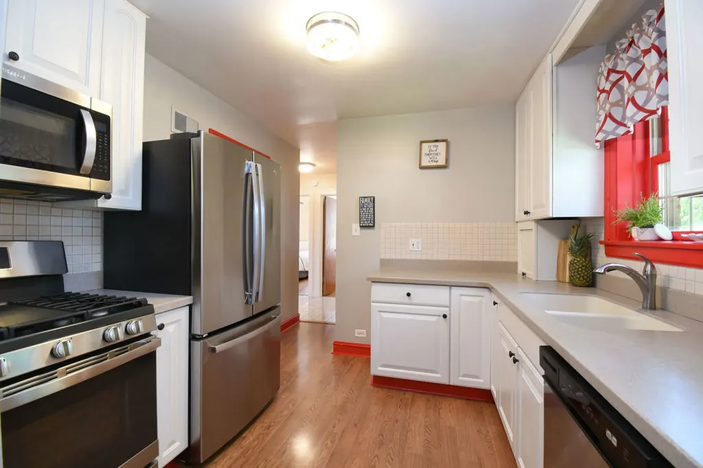 7257 West Fitch Avenue Chicago IL 60631