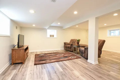 7257 West Fitch Avenue Chicago IL 60631