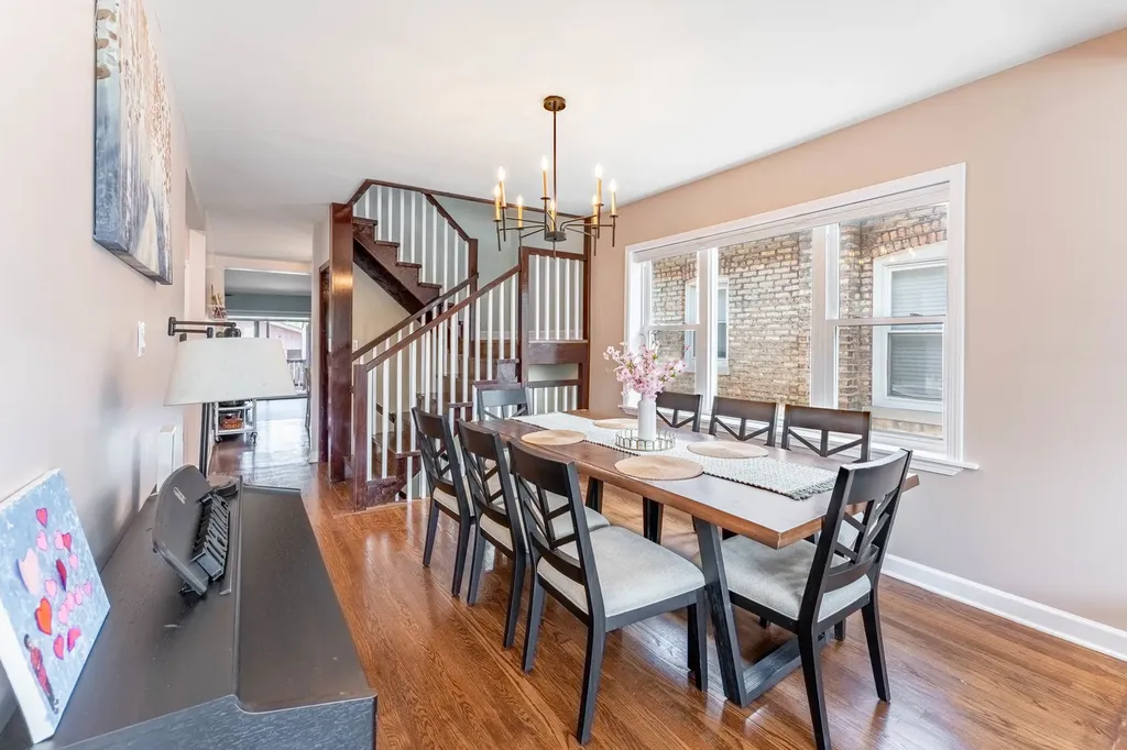 3747 North Oleander Avenue Chicago IL 60634