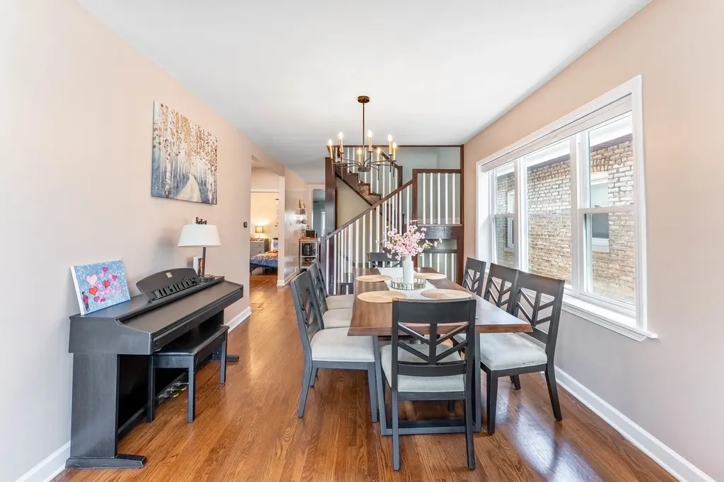 3747 North Oleander Avenue Chicago IL 60634