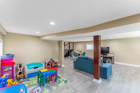 3747 North Oleander Avenue Chicago IL 60634