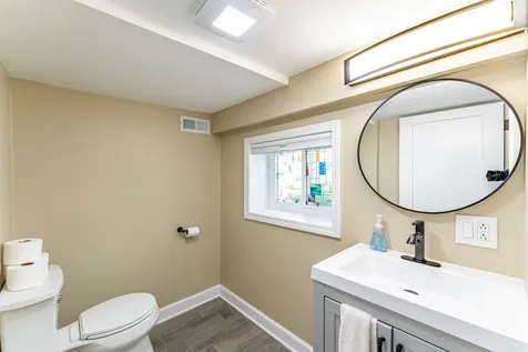 3747 North Oleander Avenue Chicago IL 60634
