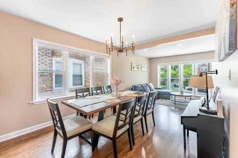 3747 North Oleander Avenue Chicago IL 60634