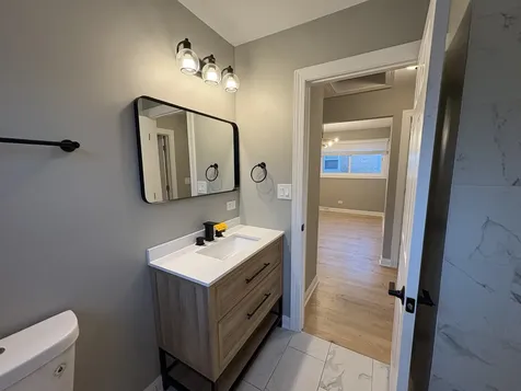 2909 West Howard Street Chicago IL 60645