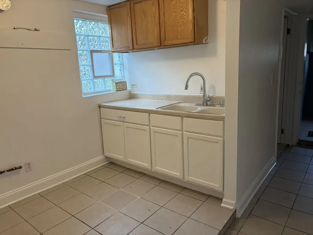 4501 South Francisco Avenue Chicago IL 60632