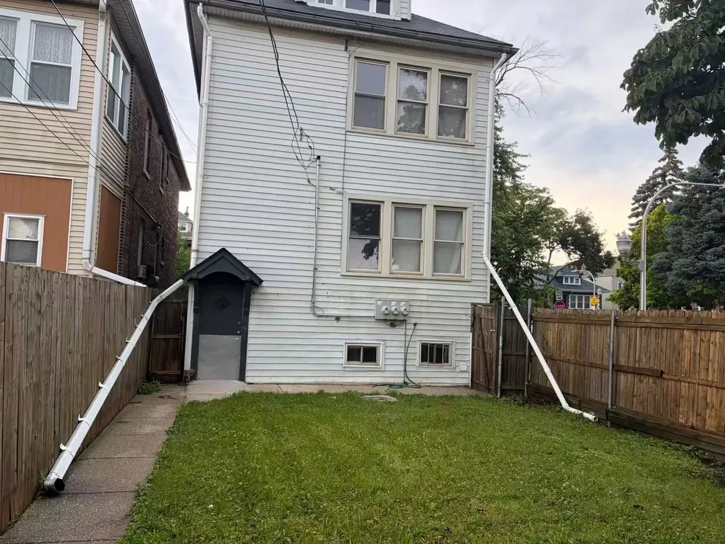 4501 South Francisco Avenue Chicago IL 60632