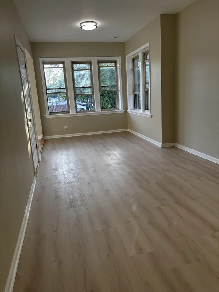 4501 South Francisco Avenue Chicago IL 60632