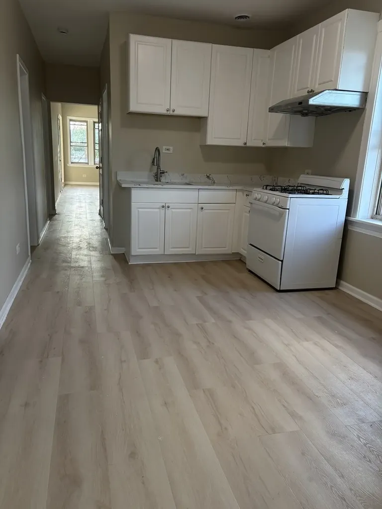 4501 South Francisco Avenue Chicago IL 60632
