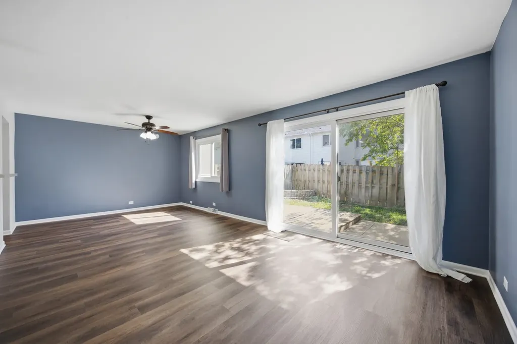 513 Dubois Circle Bolingbrook IL 60440