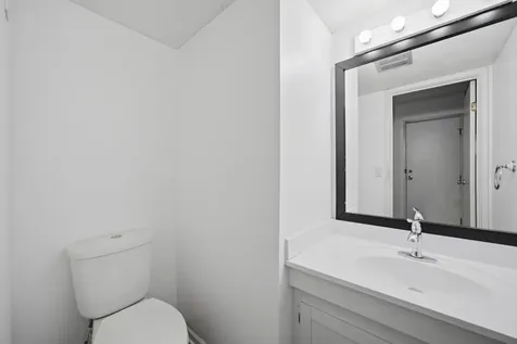 513 Dubois Circle Bolingbrook IL 60440