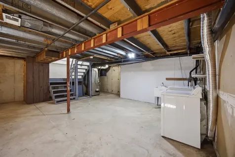 513 Dubois Circle Bolingbrook IL 60440