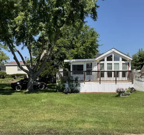 222 Rusty Scupper Lakemoor IL 60051