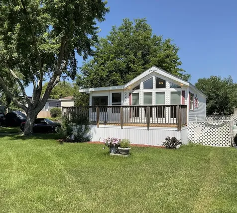 222 Rusty Scupper Lakemoor IL 60051