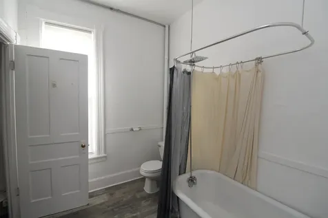 1362 North Bosworth Avenue Chicago IL 60642