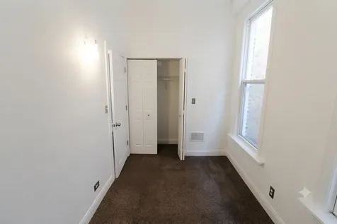 1317 North Campbell Avenue Chicago IL 60622
