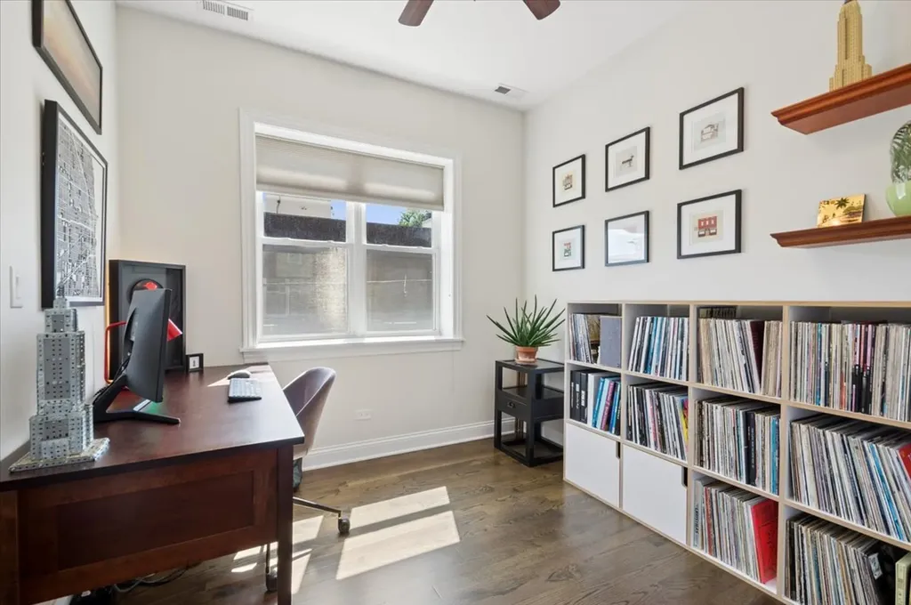 2112 West Cortland Street Chicago IL 60647