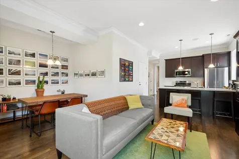 2112 West Cortland Street Chicago IL 60647