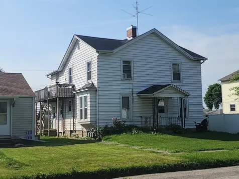 806 North Hamilton Street Lincoln IL 62656