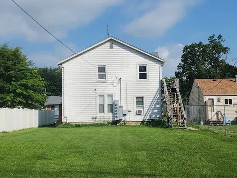 806 North Hamilton Street Lincoln IL 62656