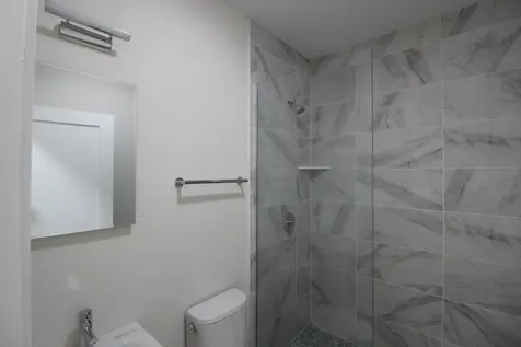 6307 North Mozart Street Chicago IL 60659