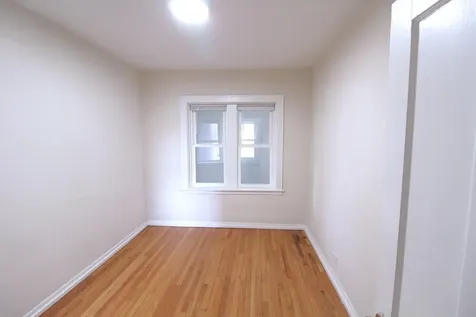 6307 North Mozart Street Chicago IL 60659