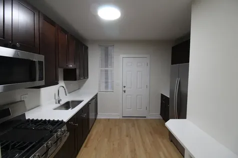 6307 North Mozart Street Chicago IL 60659