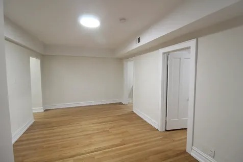 6307 North Mozart Street Chicago IL 60659