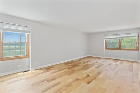 11 Birchwood Avenue Deerfield IL 60015