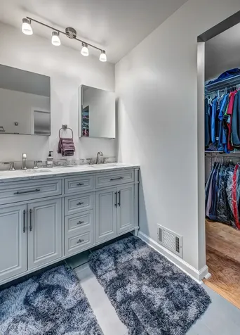 11 Birchwood Avenue Deerfield IL 60015