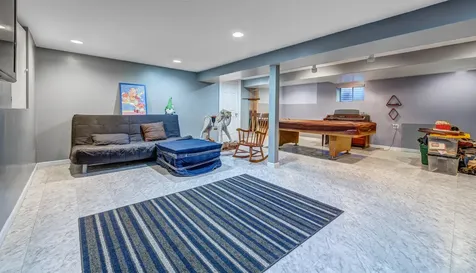 11 Birchwood Avenue Deerfield IL 60015