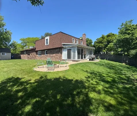 11 Birchwood Avenue Deerfield IL 60015