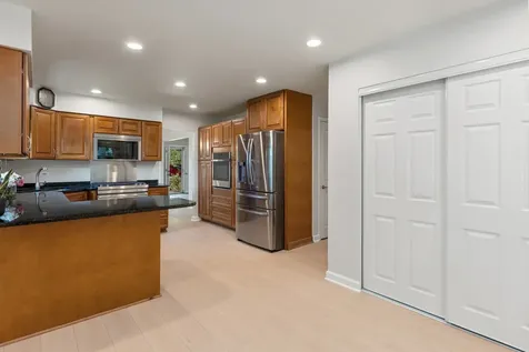 11 Birchwood Avenue Deerfield IL 60015