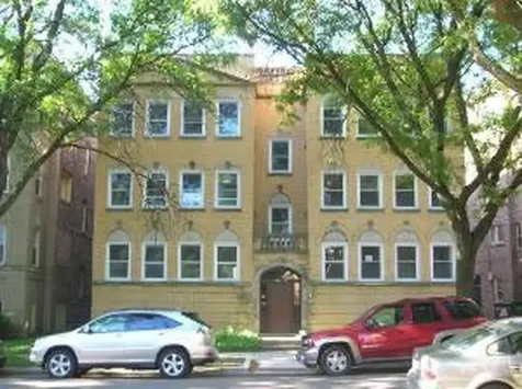 2065 West Jarvis Avenue Chicago IL 60645