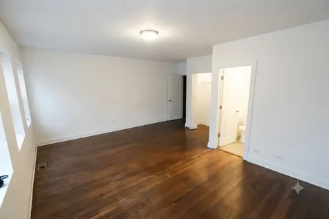 2065 West Jarvis Avenue Chicago IL 60645