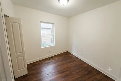 2065 West Jarvis Avenue Chicago IL 60645