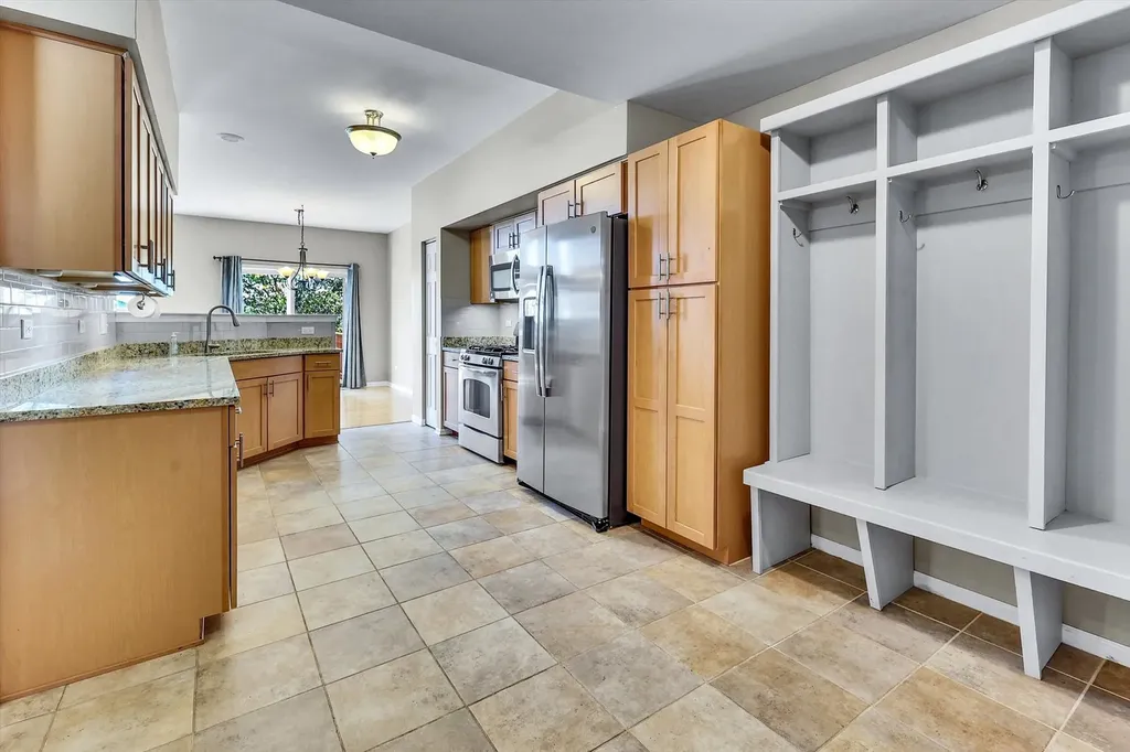 14631 Aston Way Lockport IL 60441