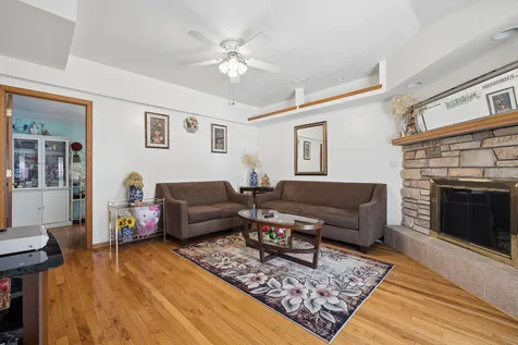 9822 Marion Avenue Oak Lawn IL 60453
