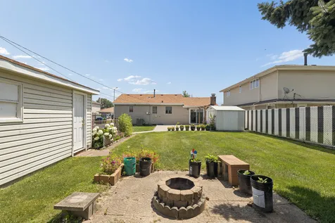 9822 Marion Avenue Oak Lawn IL 60453