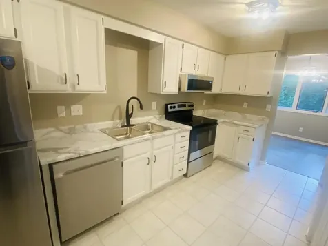 792 Tulip Lane Rockford IL 61107
