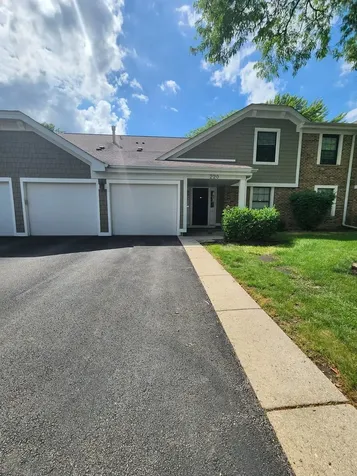 220 Hawthorne Court Schaumburg IL 60193