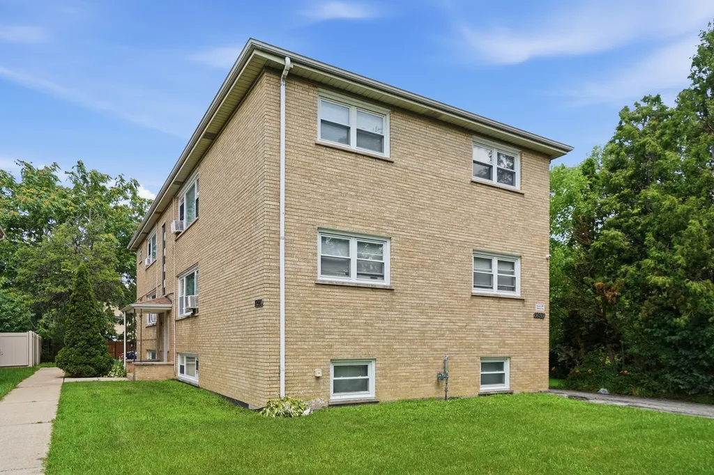 10500 Lyman Avenue Chicago Ridge IL 60415