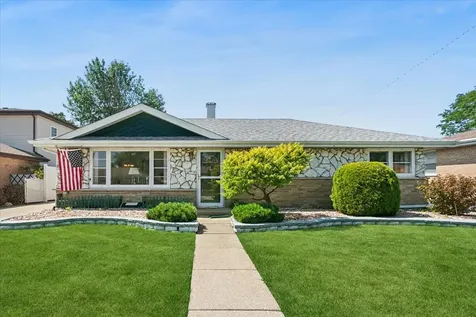 7821 West 73rd Place Bridgeview IL 60455