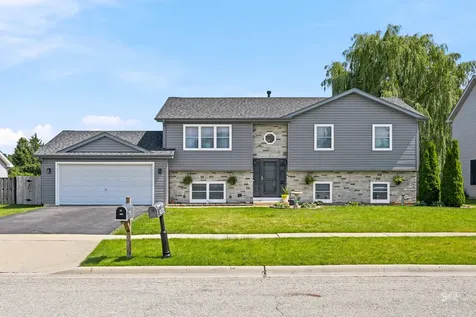 5903 Castlewood Trail Mchenry IL 60050