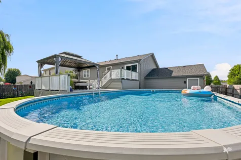 5903 Castlewood Trail Mchenry IL 60050