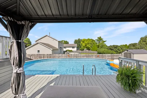 5903 Castlewood Trail Mchenry IL 60050