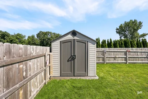 5903 Castlewood Trail Mchenry IL 60050
