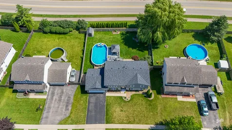 5903 Castlewood Trail Mchenry IL 60050