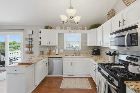 5903 Castlewood Trail Mchenry IL 60050