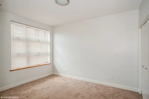 7211 North Oakley Avenue Chicago IL 60645
