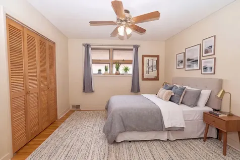 3910 West 83rd Street Chicago IL 60652
